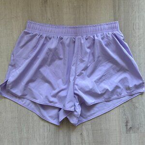 Alo - Stride Shorts 2" inseam - Women Small - Purple/Lavender
